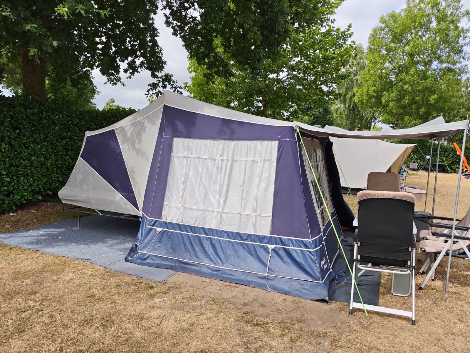 Camp-let vouwwagen - Zeer netjes, banden 2 jaar oud, Caravans en Kamperen, Ophalen, Tot en met 4