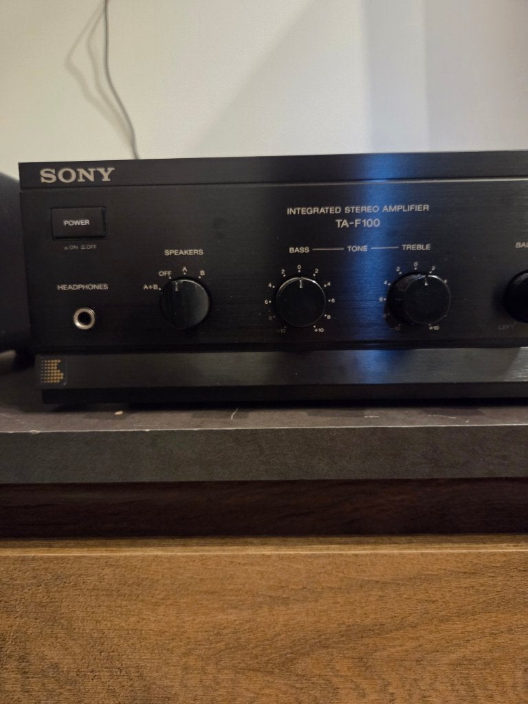 Sony TA-F100 Stereo Integrated Amplifier (1988-89), Ophalen, Zo goed als nieuw, Sony, Minder dan 60 watt