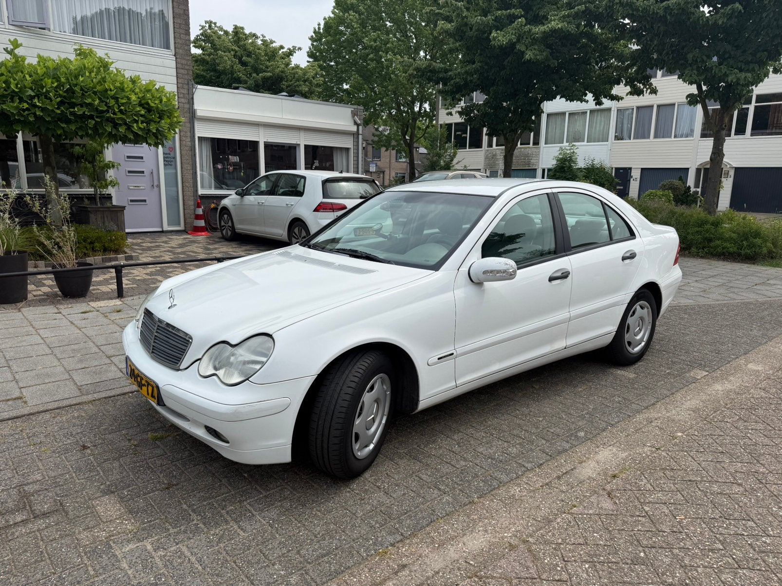 Mercedes-Benz C180 Classic | APK 02-2027 |, Auto's, Mercedes-Benz, 1355 kg, 1998 cc, Achterwielaandrijving, 4 cilinders