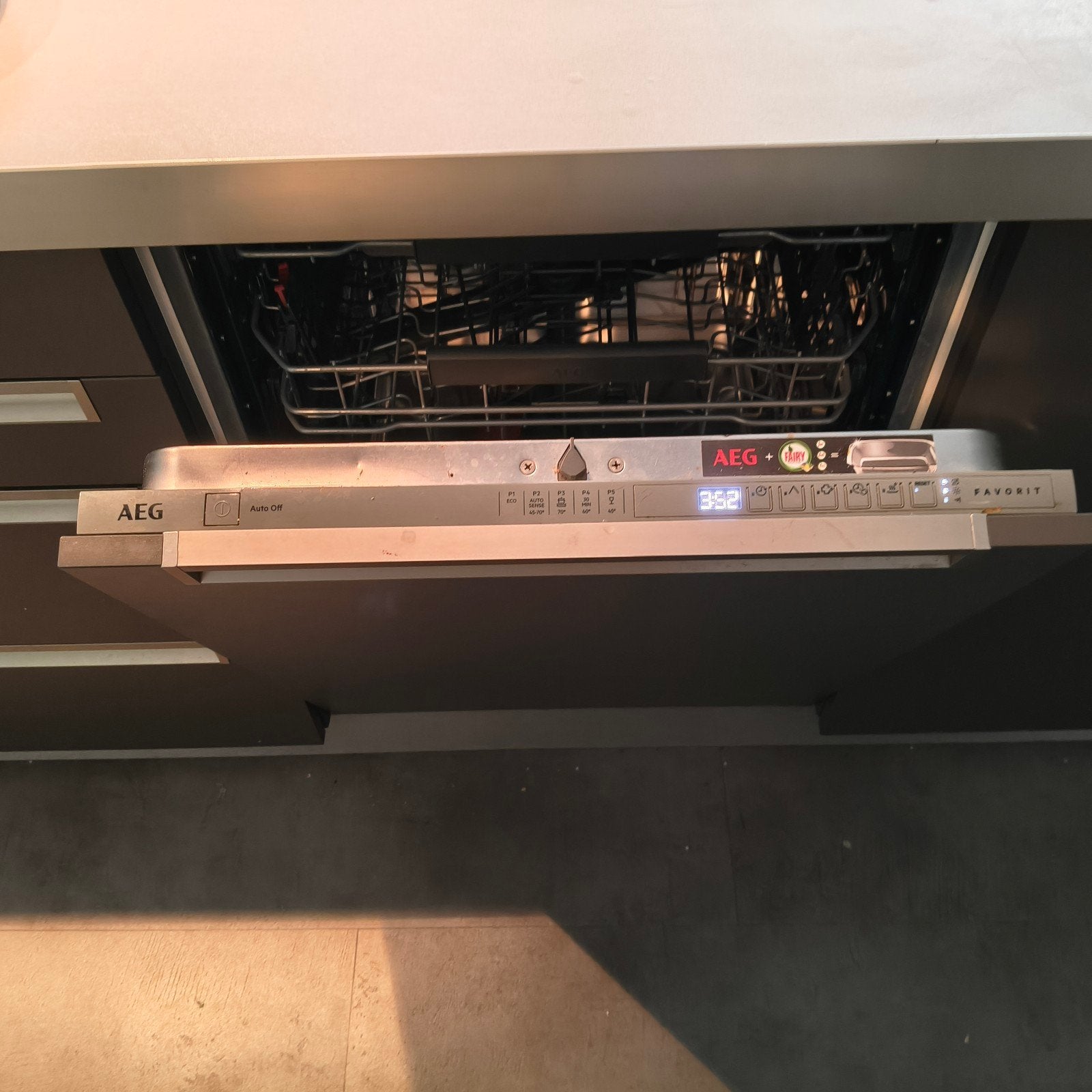 AEG Inbouw geïntegreerde Vaatwasser XXL FSE52700P sleepdeurs, Witgoed en Apparatuur, Vaatwasmachines, Ophalen, Gebruikt, Inbouw