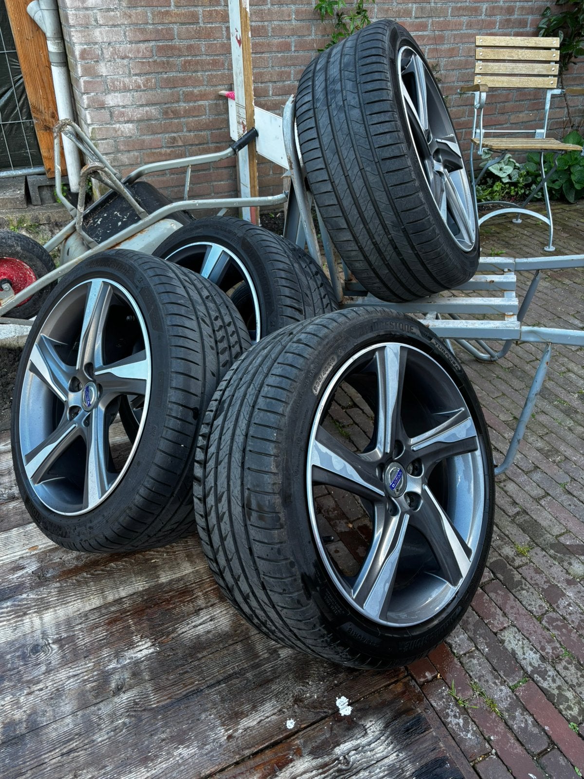 Volvo Ixion velgen set 18inch v60, Ophalen, 18 inch, Velg(en), 235 mm