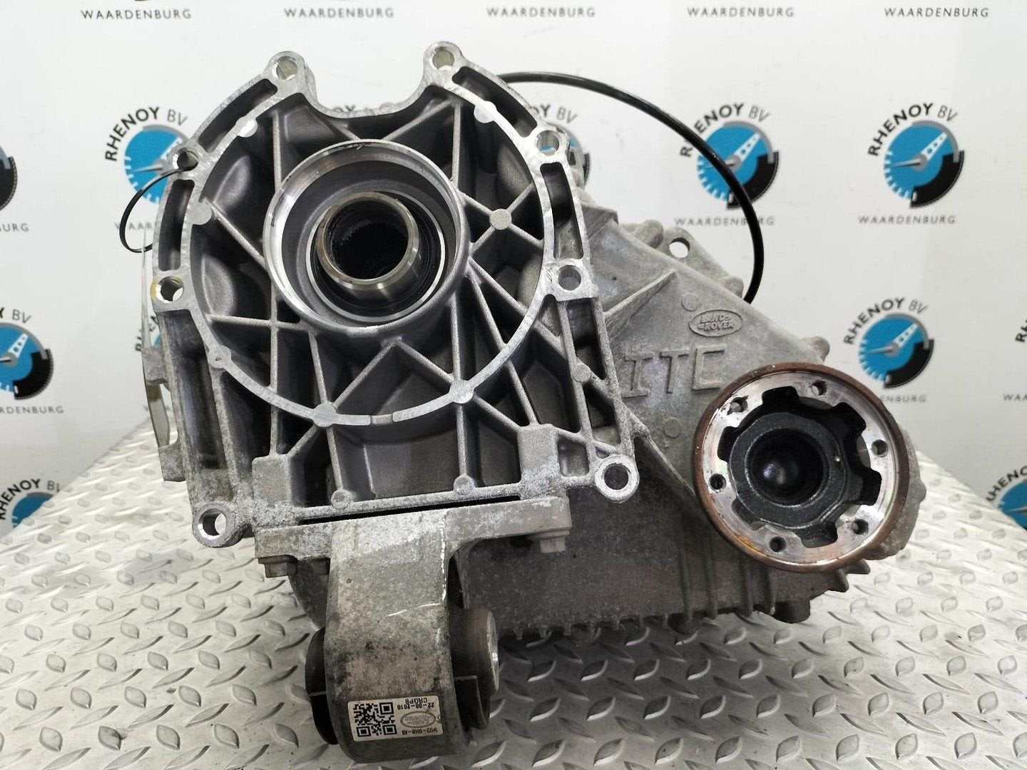 LANDROVER RANGE ROVER TUSSENBAK 2019, Ophalen of Verzenden, Gebruikt, Stiba lid