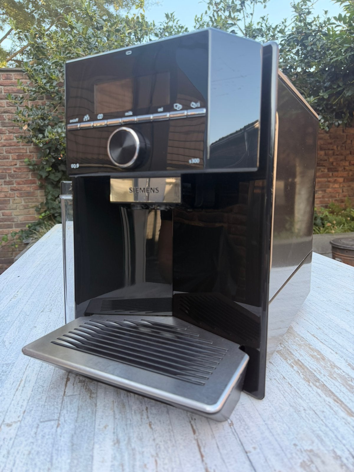 Expresso volautomaat Siemens EQ.9 s300, Ophalen, Zo goed als nieuw, Koffiemachine, Gemalen koffie