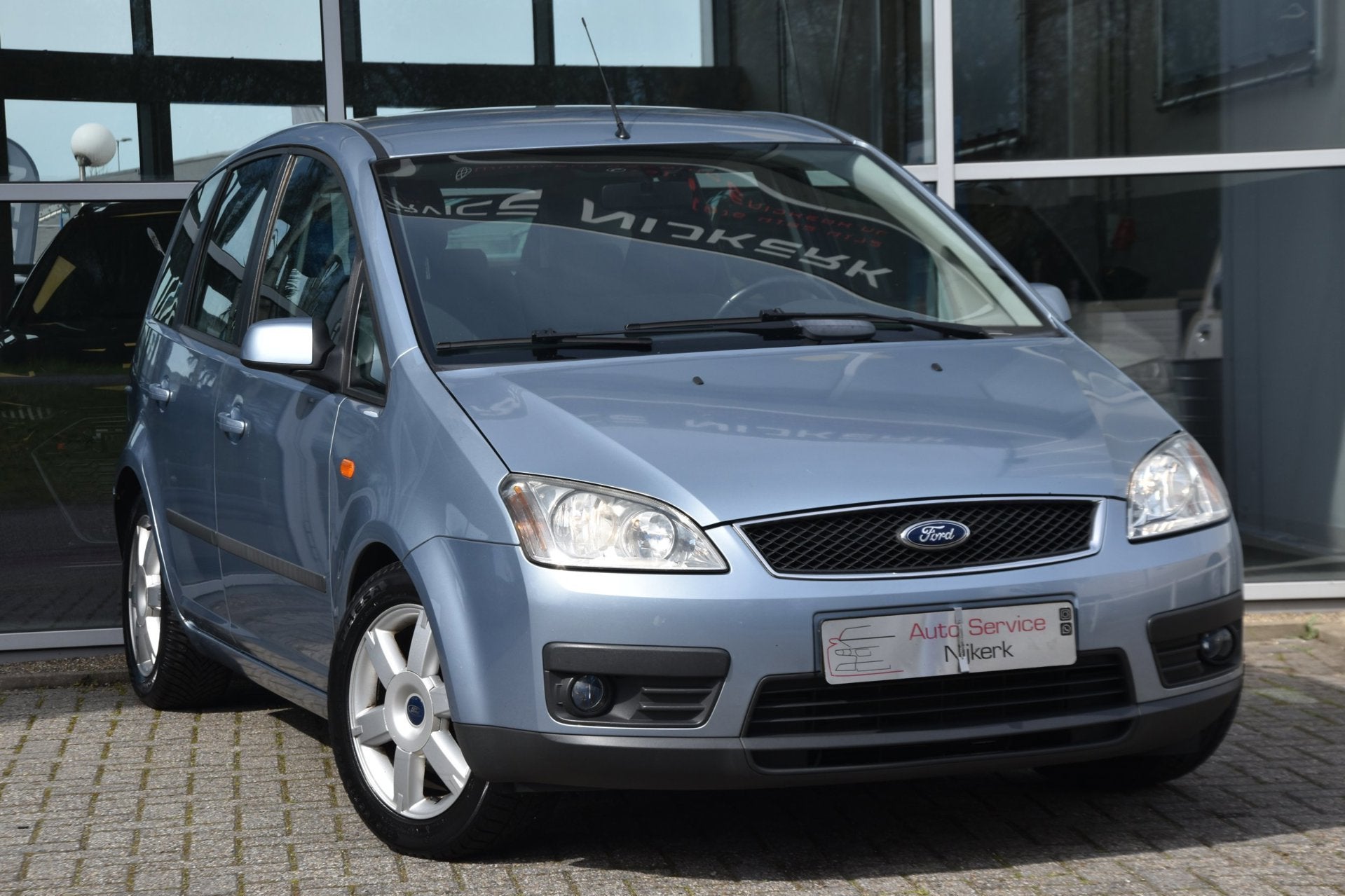 Ford Focus C-Max FUTURA | AIRCO | CRUISE CONTROL | TREKHAAK, Voorwielaandrijving, 1596 cc, Gebruikt, Zwart