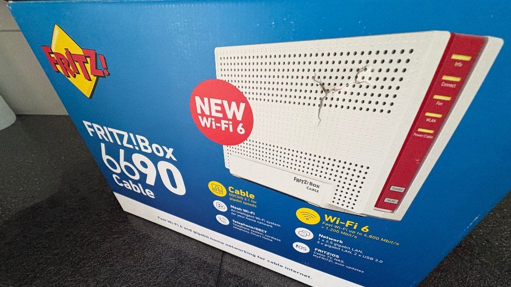 te koop fritzbox 6690 kabel modem, Computers en Software, Ophalen of Verzenden, Zo goed als nieuw, Router met modem, AVM FRITZ!Box