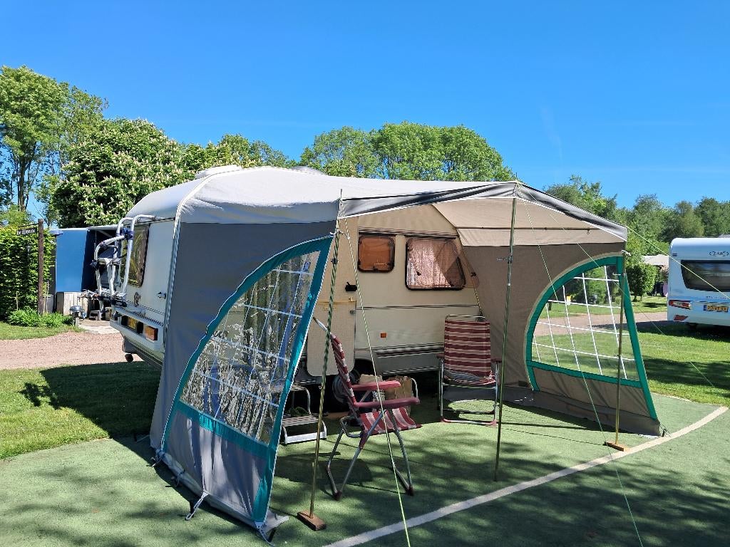 Te koop Caravan, Tot en met 2, 750 - 1000 kg, Particulier, 6 tot 7 meter