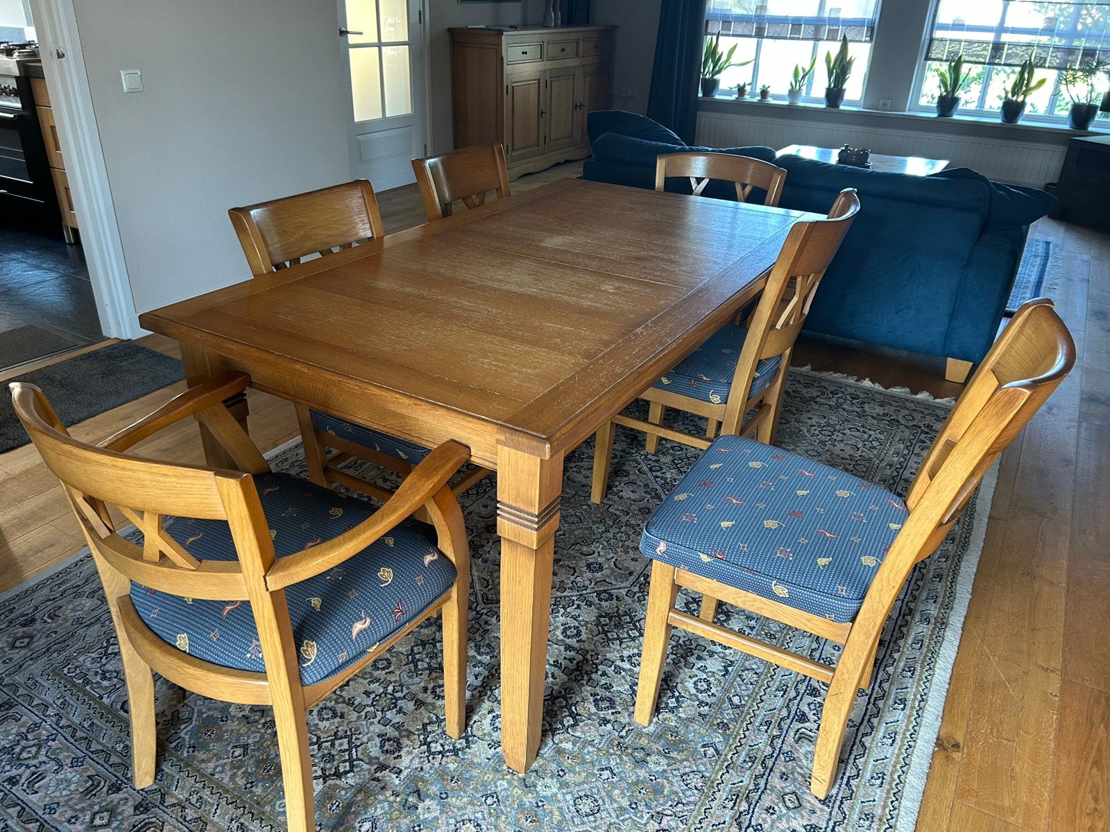 Eikenhouten eettafel met 6 stoelen, Ophalen, Gebruikt, Eikenhout, 50 tot 100 cm