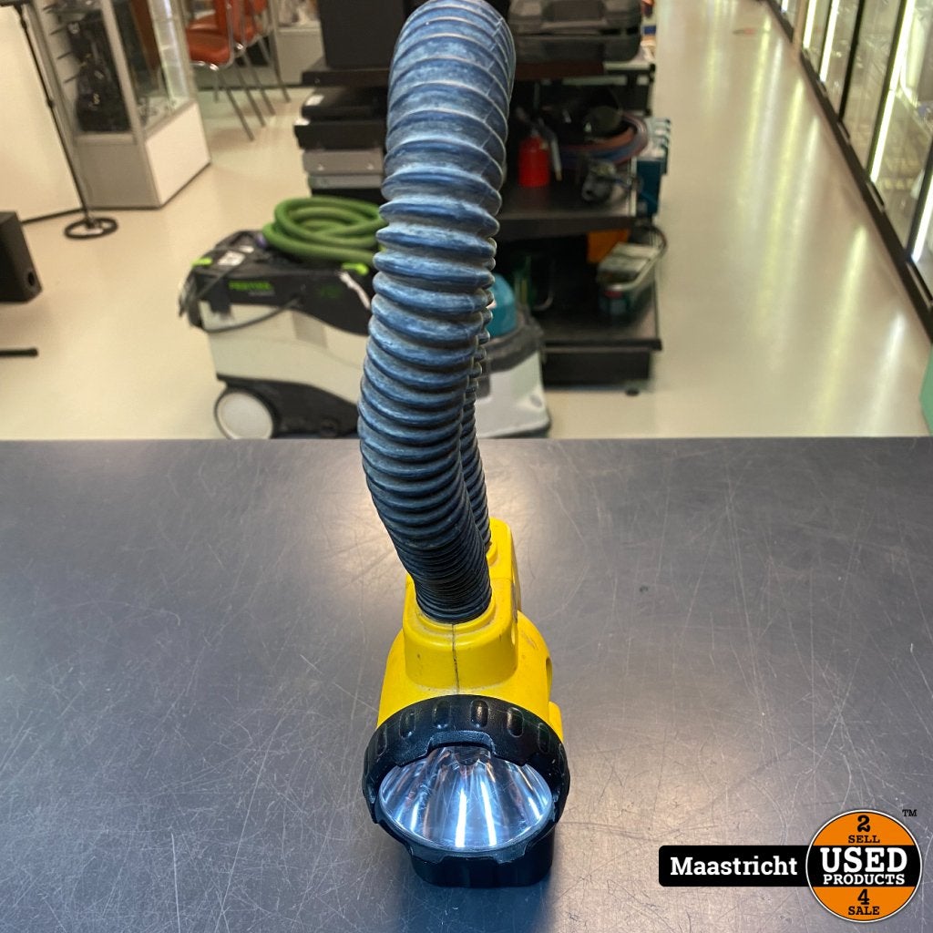 Dewalt DW915 - Bouwlamp - 1 Accu + Oplader, Dewalt, Gebruikt, Support@dewalt.com, 701 E. Joppa Road
Towson, MD 21286
USA