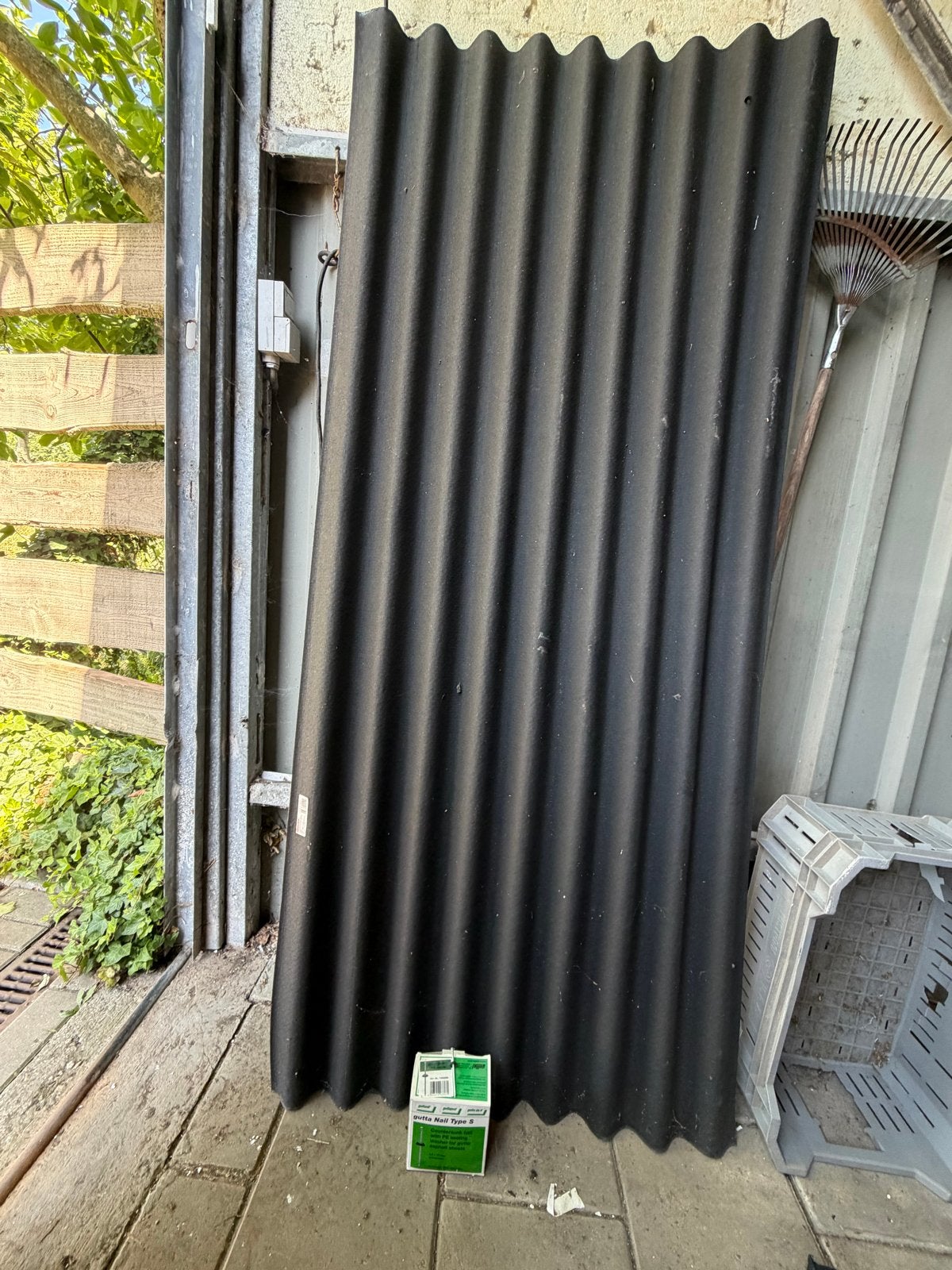 Bitumen golfplaat & Gutta Nails, Ophalen, Nieuw, 50 tot 100 mm, Spijkers