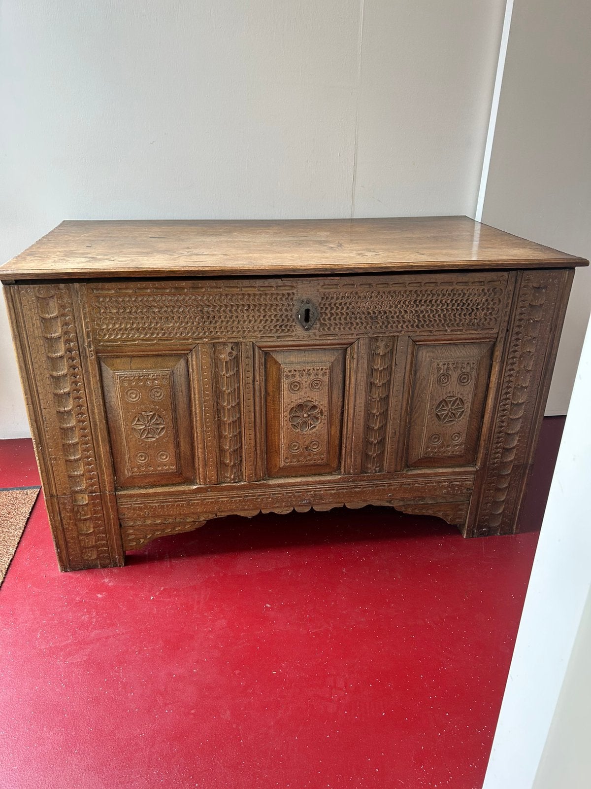 Antieke eiken DEKENKIST, Huis en Inrichting, Woonaccessoires | Kisten, Ophalen, Zo goed als nieuw, 100 tot 150 cm