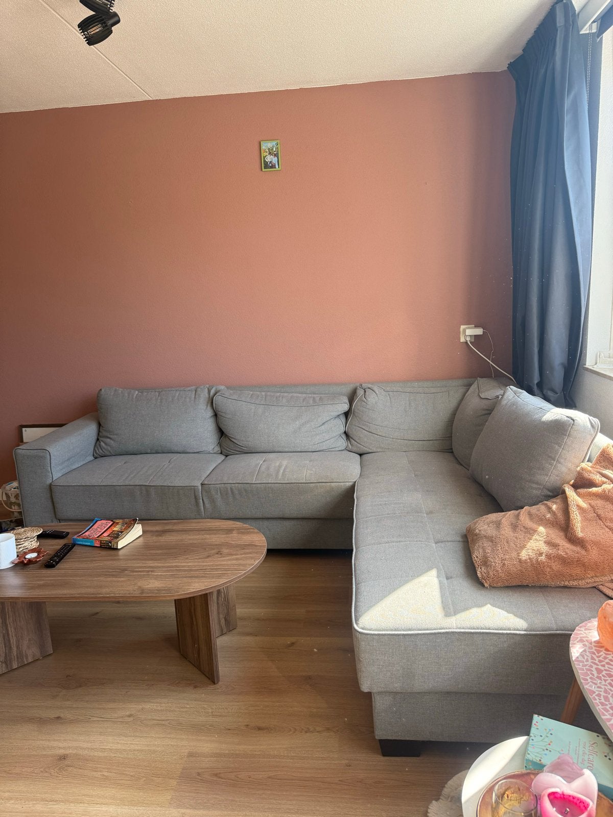 Gebruikte Hoekbank met Lichte Vlekken, Ophalen, 250 tot 300 cm, Gebruikt, 100 tot 125 cm