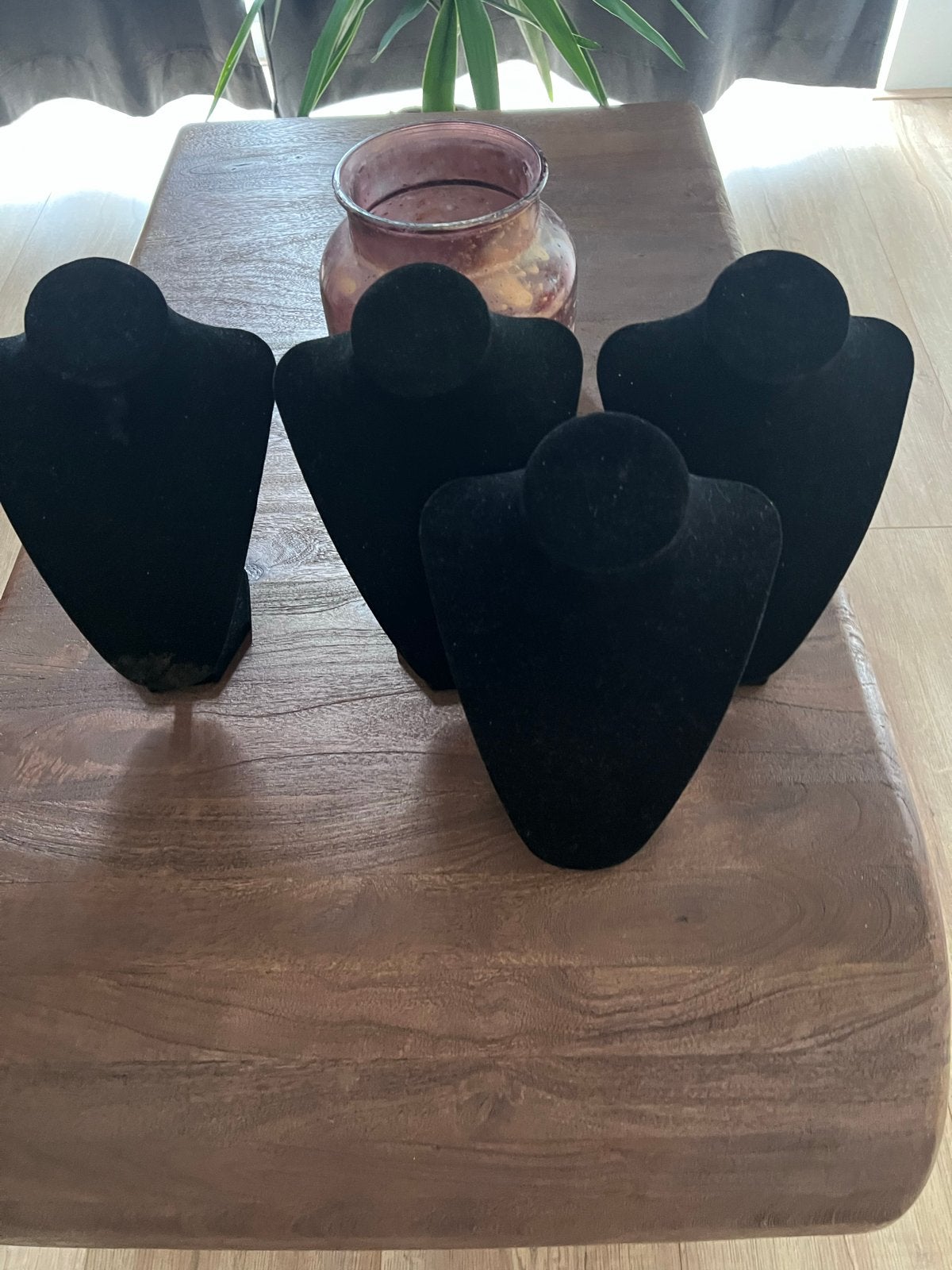 4x Zwarte Fluweel Sieraden Display Halsketting Houders, Ophalen of Verzenden, Gebruikt