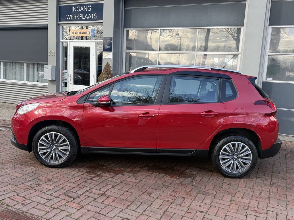 Peugeot 2008 1.2 PureTech Blue Lion | OrgNL | Navi | Trekhaa, 1199 cc, 82 pk, 770 kg, 23 km/l