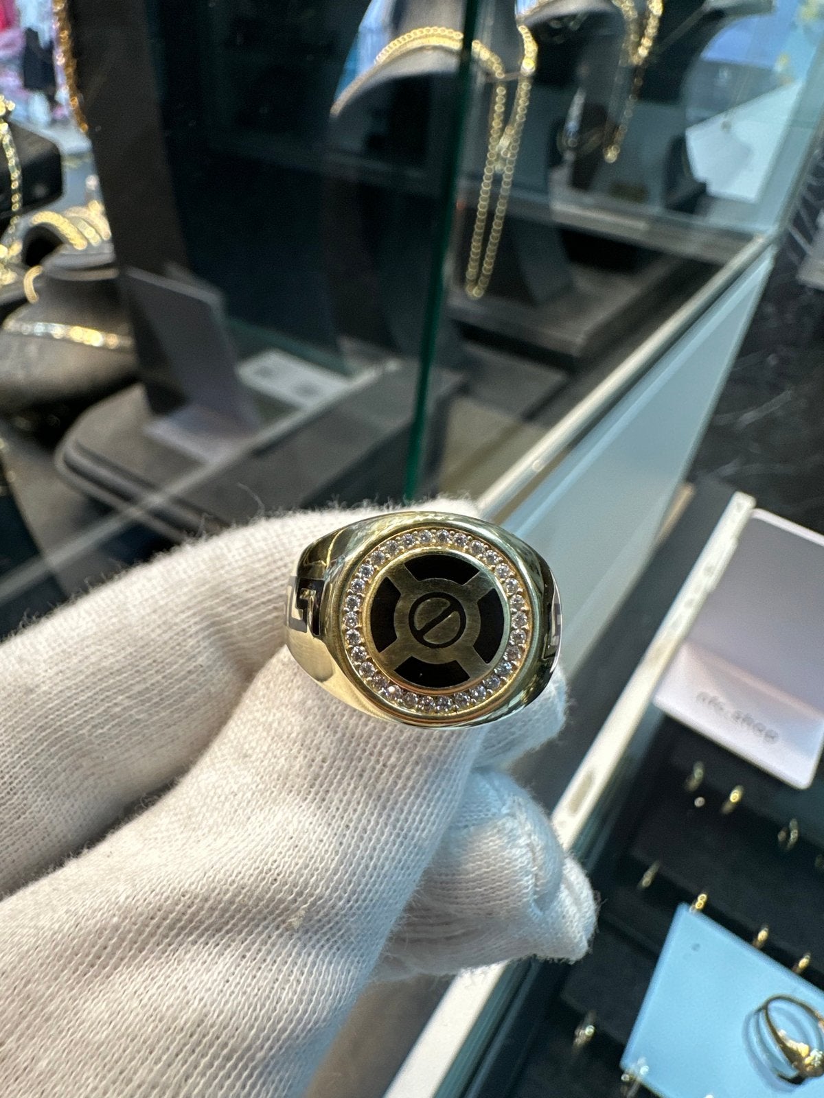 18k Gouden Ring met Zirkonia en Griekse Sleutelpatroon, Sieraden, Tassen en Uiterlijk, Met kristal, 18 tot 19, Nieuw, Ophalen of Verzenden