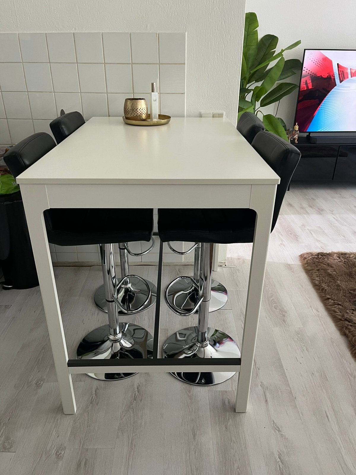 Bar tafel + 4 bar krukken!, 4 krukken, Ophalen, Gebruikt, 90 cm of meer