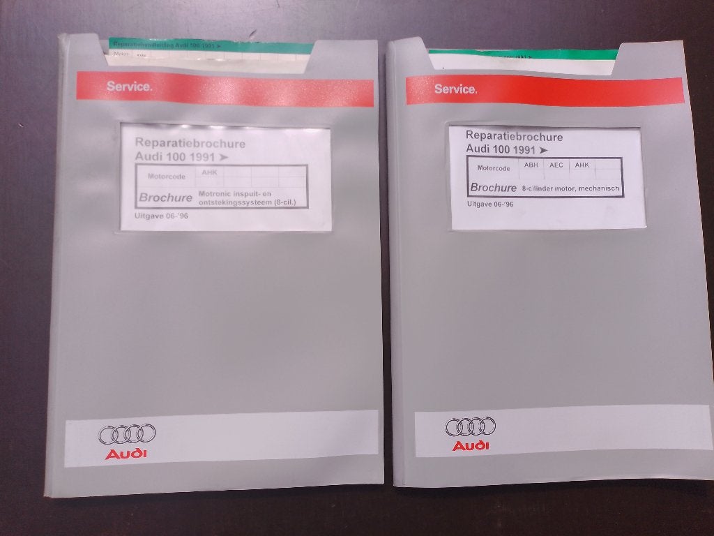 Audi S6 Plus dealer werkplaatsboeken 4,2 V8 motor 240KW AHK, Boeken, Ophalen of Verzenden, Zo goed als nieuw, Audi