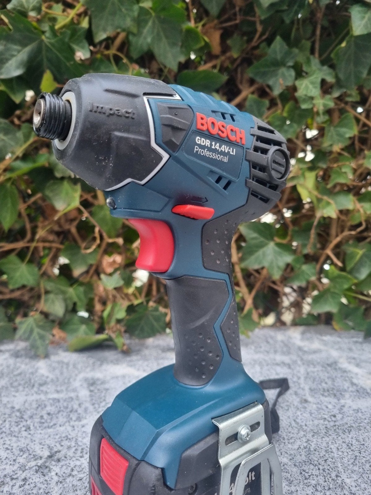 Bosch Professional schroefmachine 18V (GDR 14,4V-LI), Ophalen of Verzenden, Gebruikt, Minder dan 400 watt, Boor- en Schroefmachine