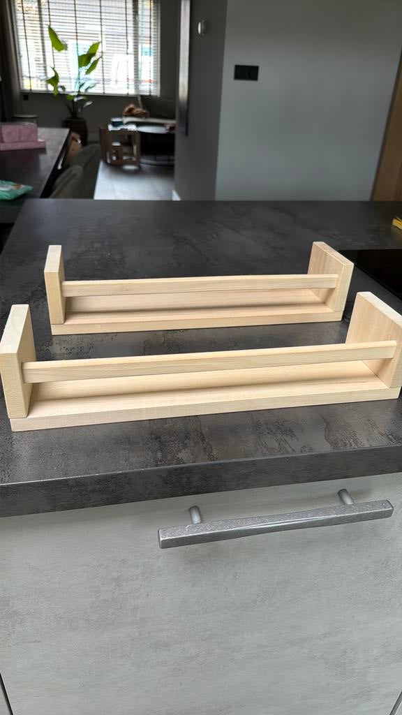 Twee IKEA kruidenrekjes, Ophalen, Zo goed als nieuw