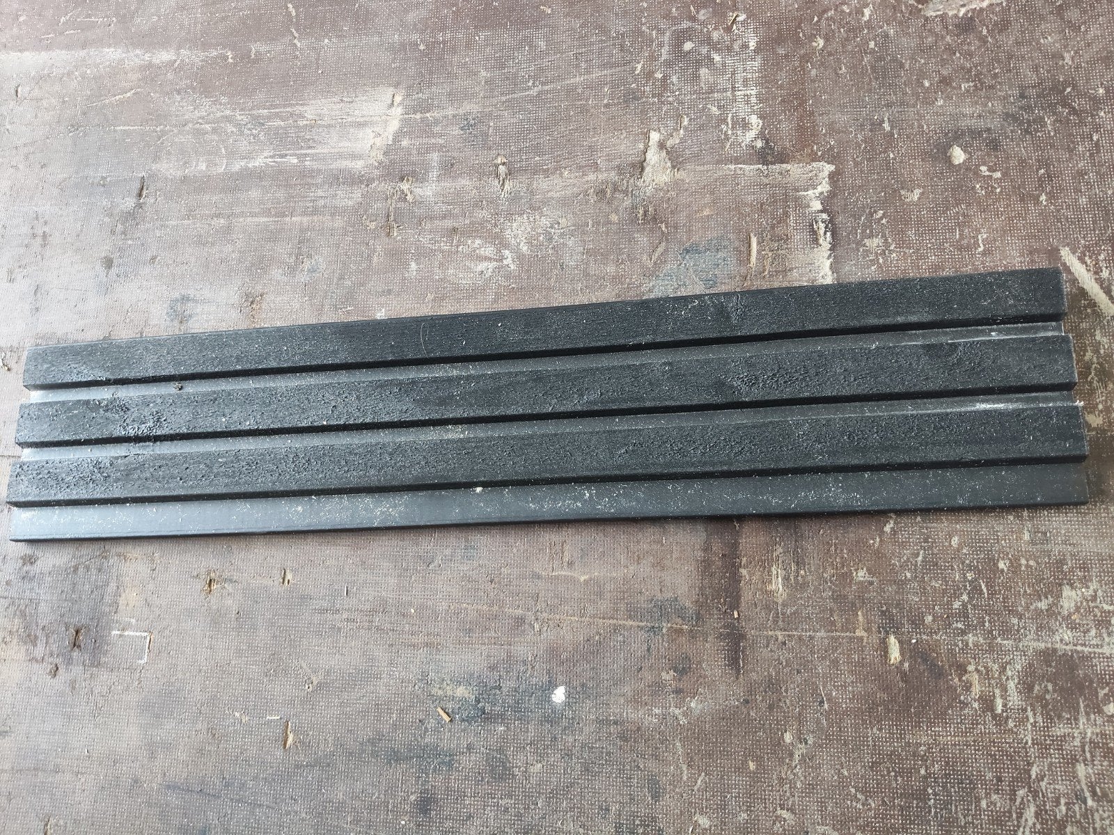 Rhombus profiel plank zwart - 60 stuks beschikbaar, Doe-het-zelf en Verbouw, Ophalen, Gebruikt, Minder dan 25 mm, 200 tot 250 cm