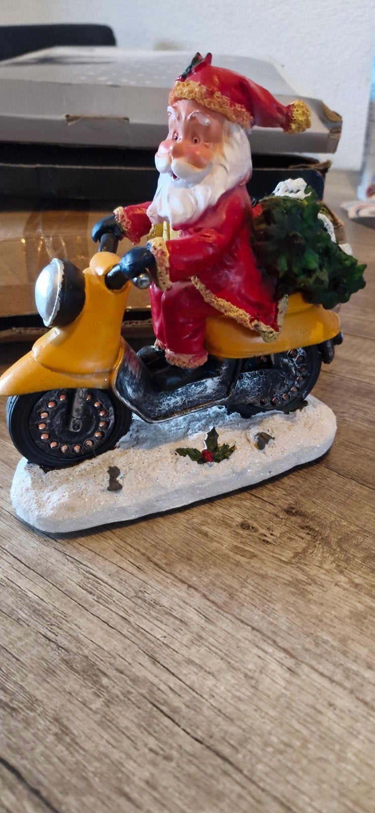 Kerstman op motor, Ophalen, Zo goed als nieuw