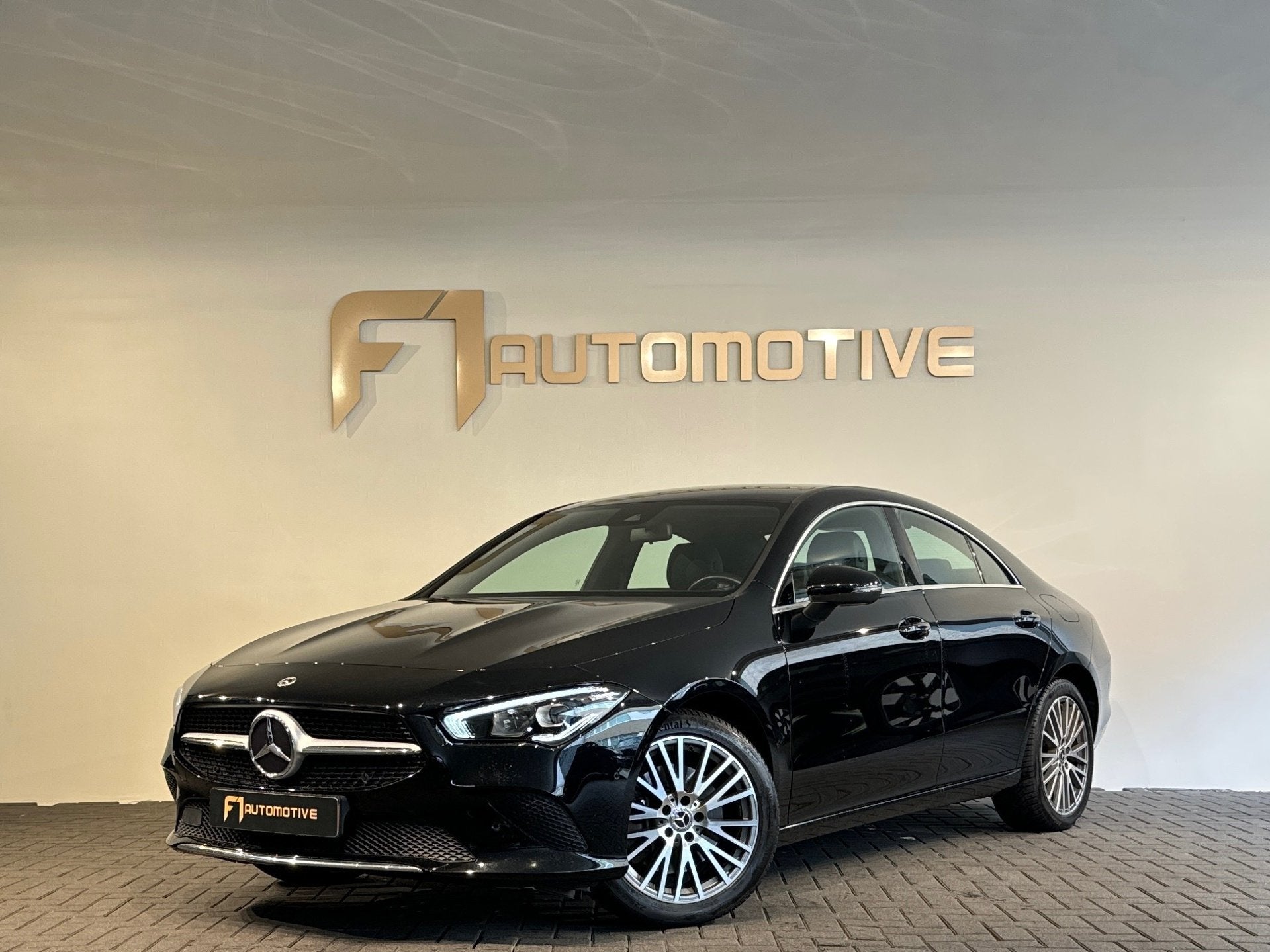 Mercedes-Benz CLA-klasse 250 e Advantage Sfeer|CarPlay|Camer, Auto's, CLA, Gebruikt, 4 cilinders, 15 kWh