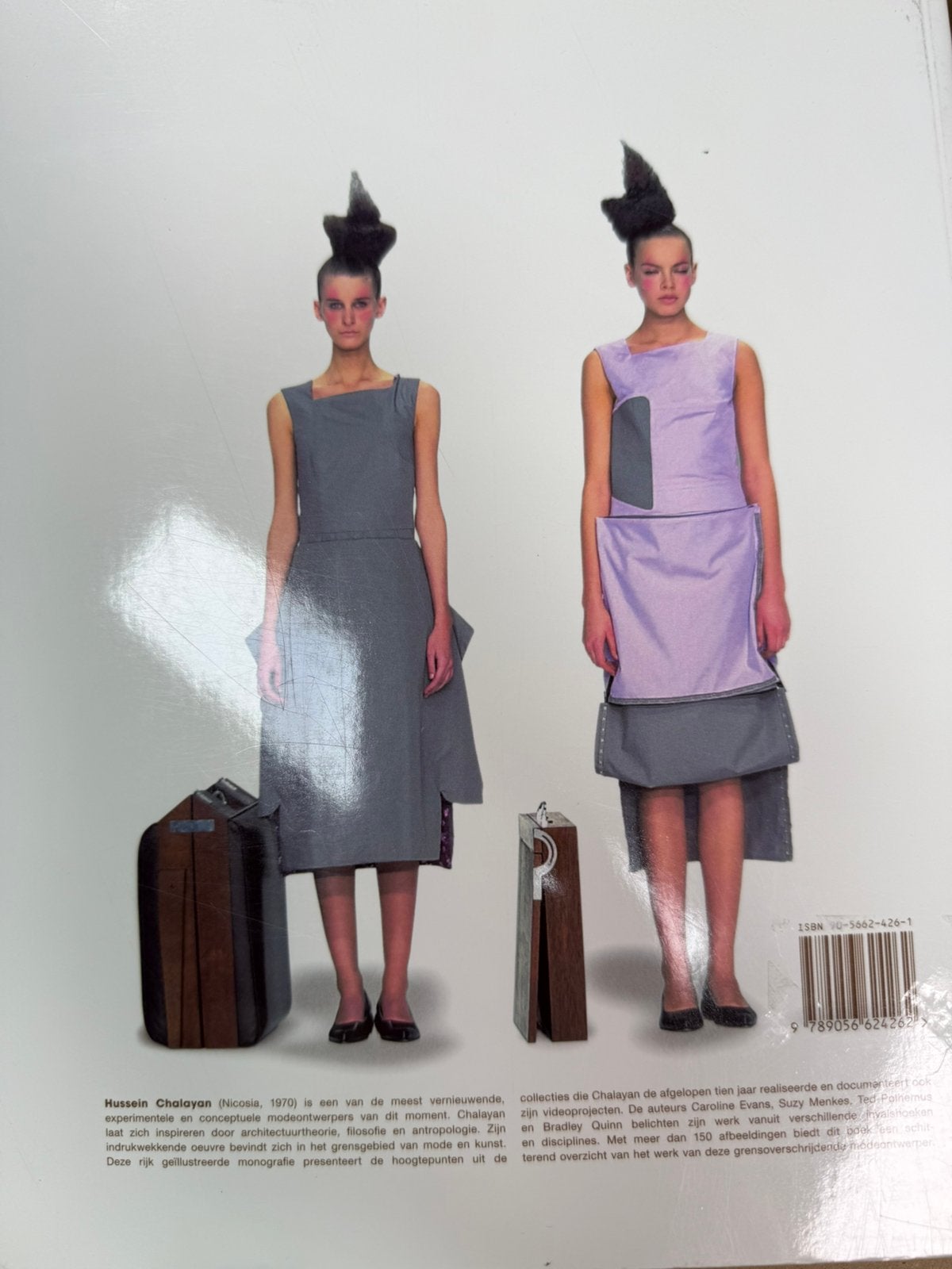 Hussein Chalayan catalogus Groninger Museum, Ophalen of Verzenden, Zo goed als nieuw