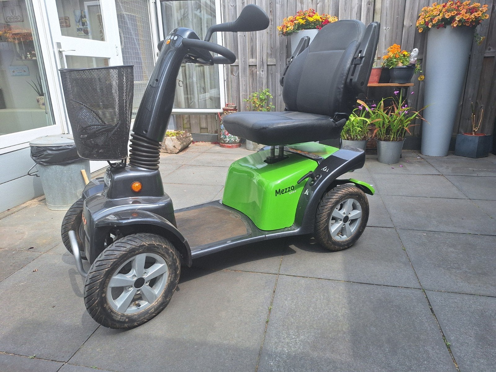 Life & mobility mezzo 4, Ophalen, 16 km/u of meer