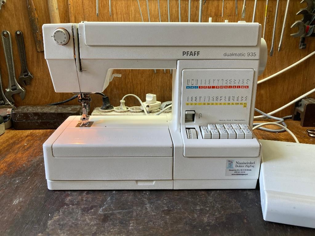 Pfaff Dualmatic 935 met dubbeltransport (idt), Hobby en Vrije tijd, Duitsland, Ophalen of Verzenden, Pfaff, Gebruikt