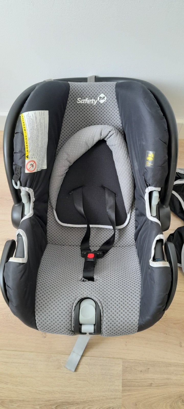 Safety 1st autostoel 0-13 kg met zonnekap en speelboog, Kinderen en Baby's, Autostoeltjes, Overige merken, Autogordel, Ophalen of Verzenden