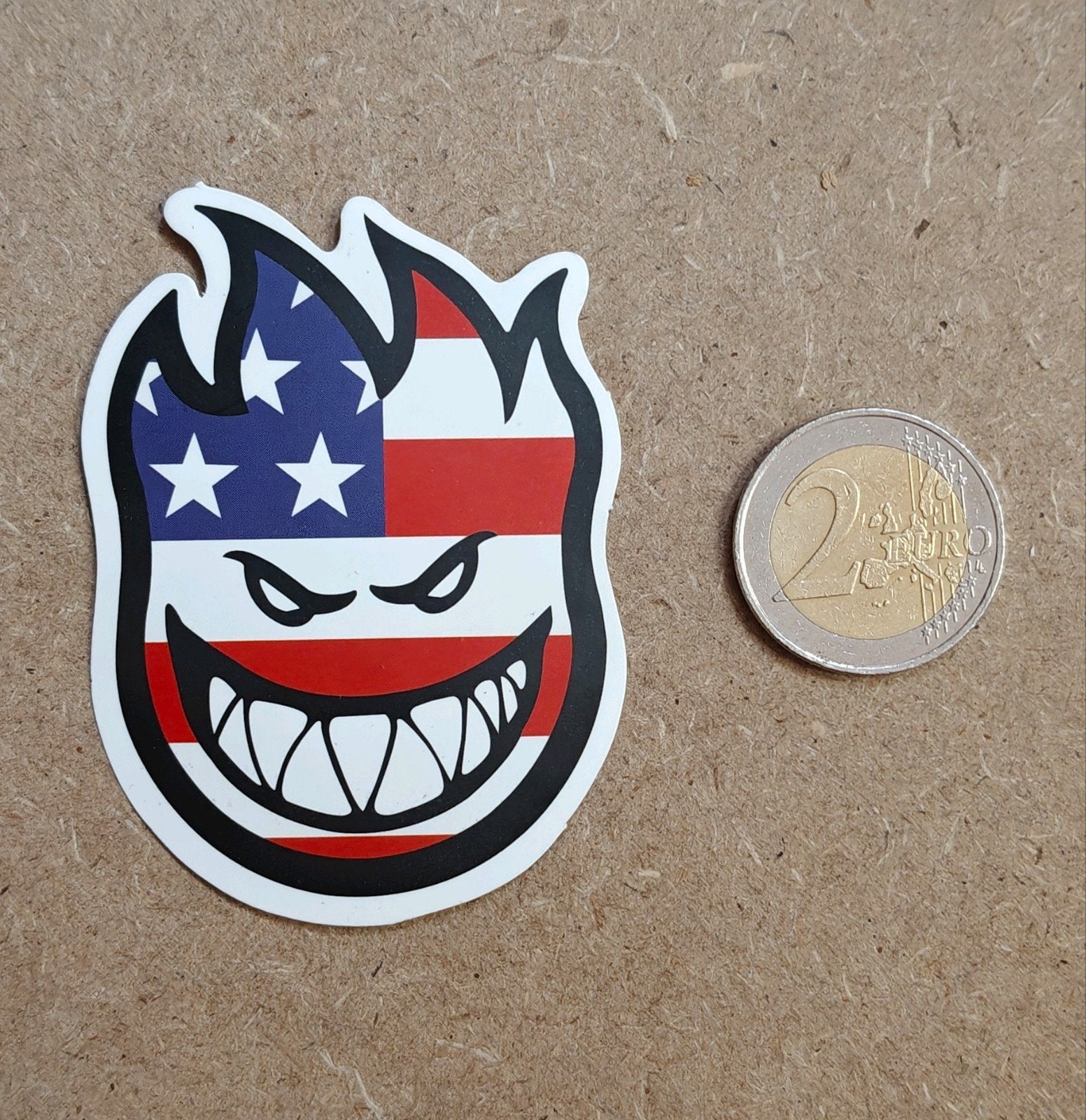 Spitfire sticker ca 7x5 cm - USA vlag design, Verzenden, Nieuw, Sticker