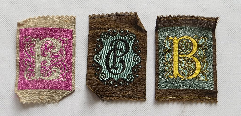 3 Zijdjes 582 Monogramapplicatie met de Antieke letters, Ophalen of Verzenden