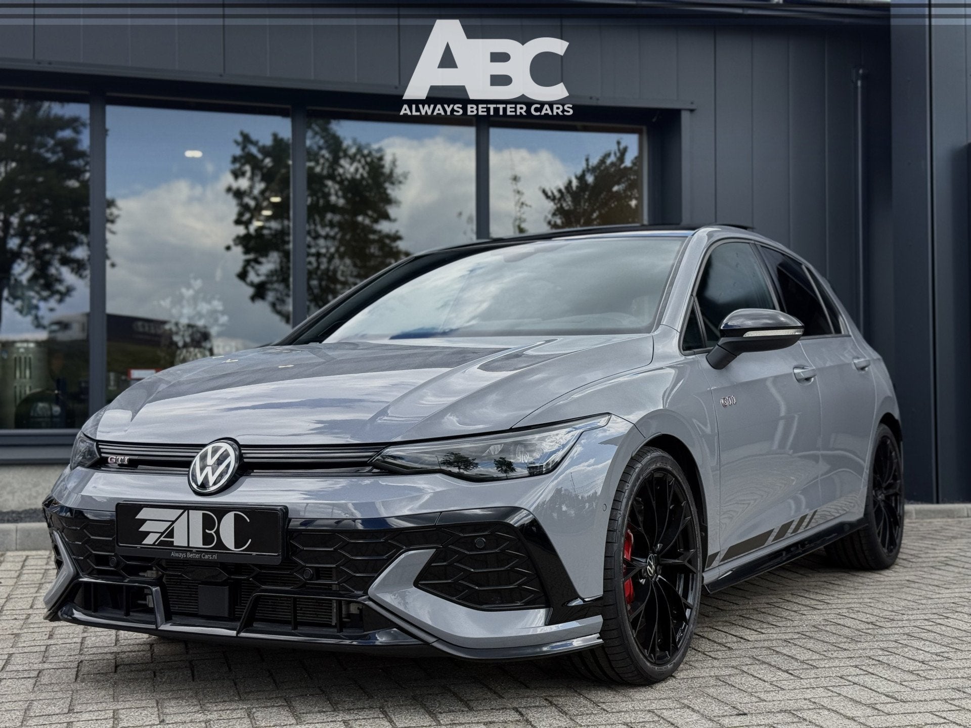 Volkswagen Golf 2.0 TSI GTI Clubsport HUD HK (bj 2025), Dealer onderhouden, Gebruikt, 4 cilinders, 1984 cc