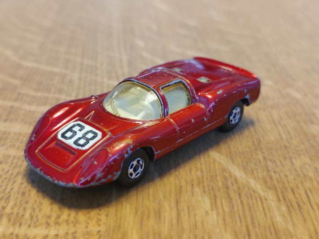 Matchbox Porsche 910 ROOD, Ophalen of Verzenden, Zo goed als nieuw, Auto