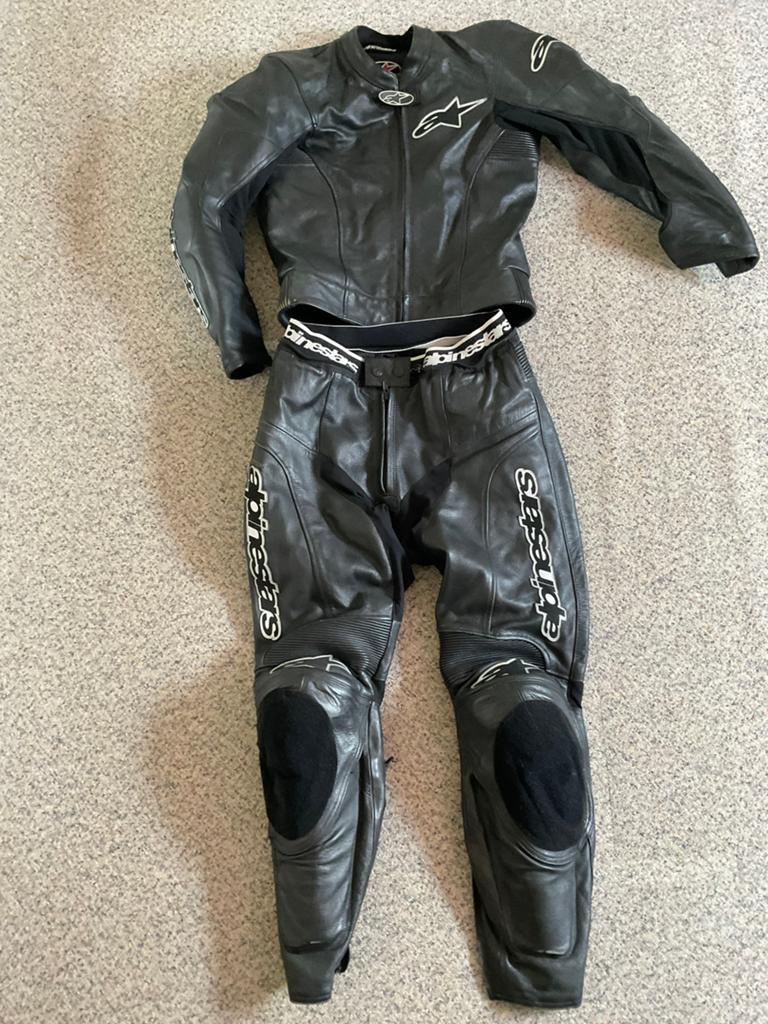 2-delig motorpak Alpinestars maat 50 te koop, Motoren, Kleding | Motorkleding, Ophalen, Alpinestars, Tweedehands, Heren