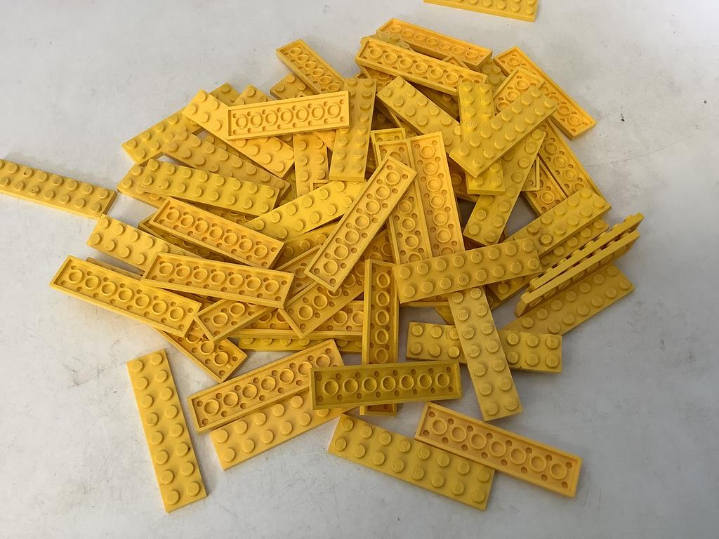 Lego plaat 2x8 geel, Ophalen of Verzenden, Gebruikt, Losse stenen, Lego