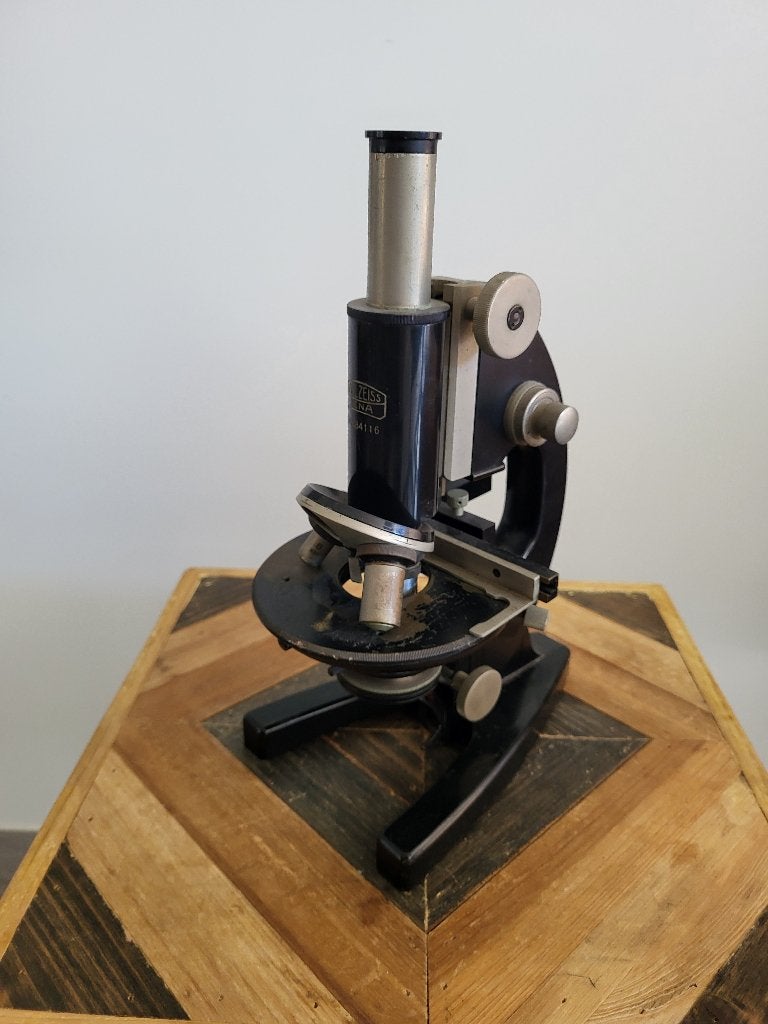 Microscoop jaren 30, Ophalen of Verzenden, Gebruikt, Minder dan 400x, Biologische microscoop