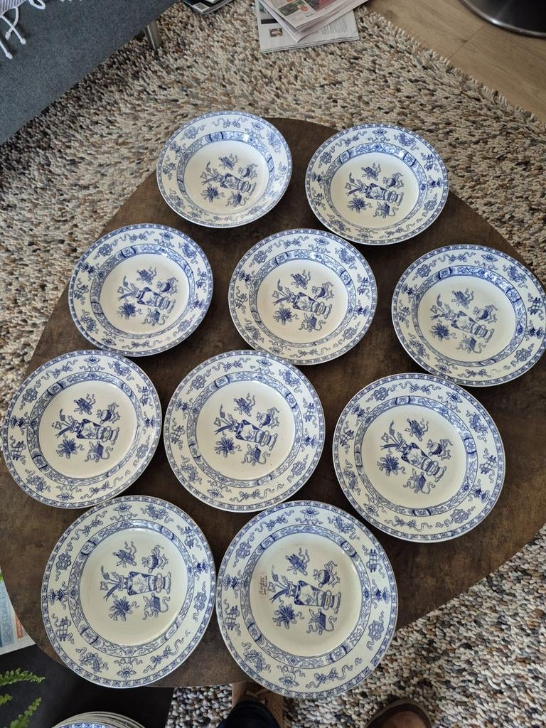 10 diepe borden Petrus Regout & co. 1880, Antiek en Kunst, Ophalen