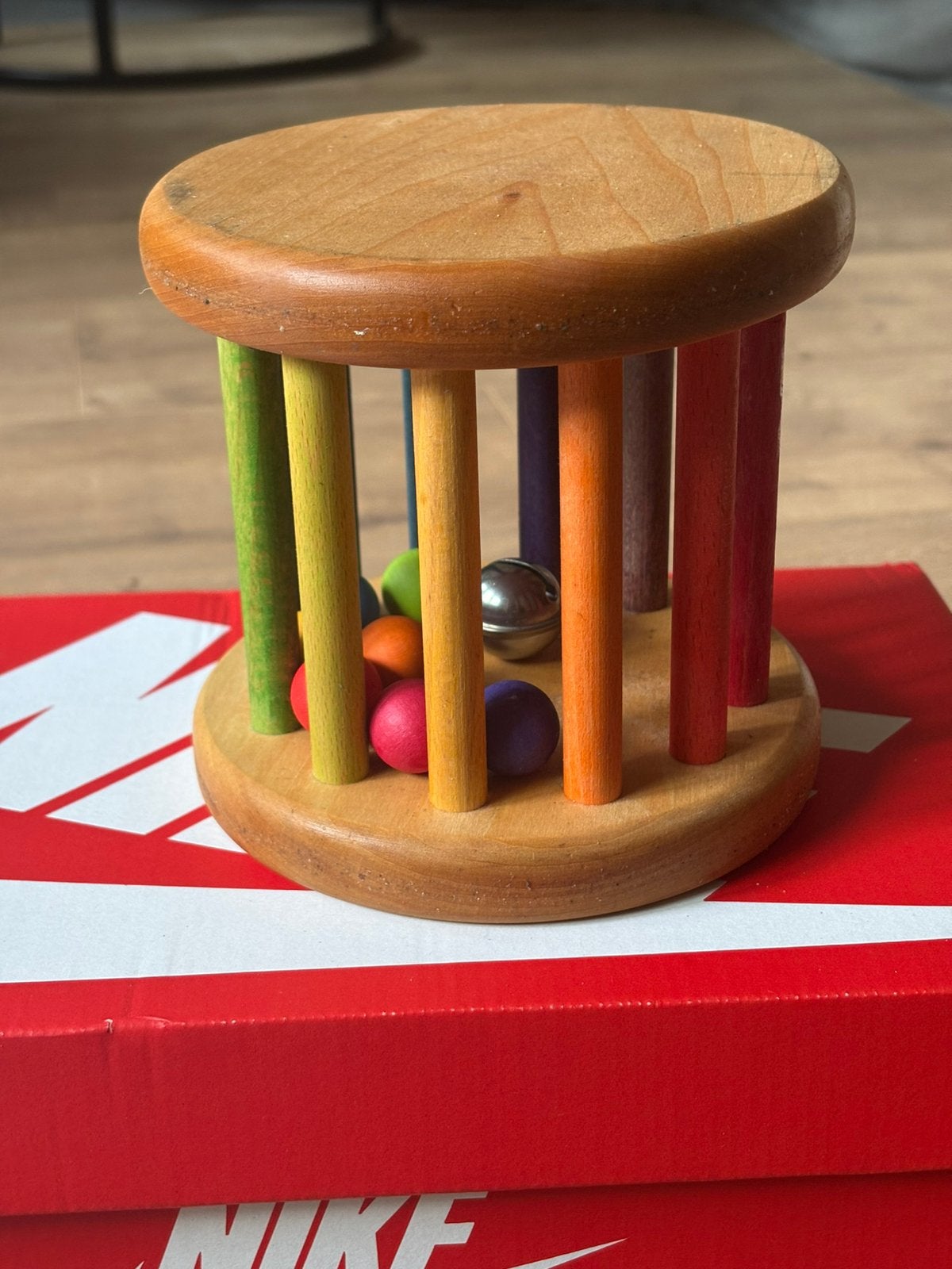 Grimm’s Houten Regenboog Rammelaar Groot 15cm, Kinderen en Baby's, Ophalen of Verzenden, Zo goed als nieuw