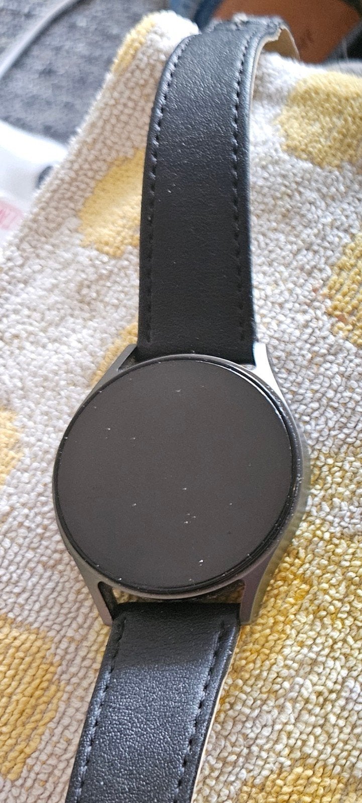 Samsung Galaxy Watch S7 40mm LTE Smartwatch, Sieraden, Tassen en Uiterlijk, Smartwatches, Ophalen, Zwart, GPS, Zo goed als nieuw