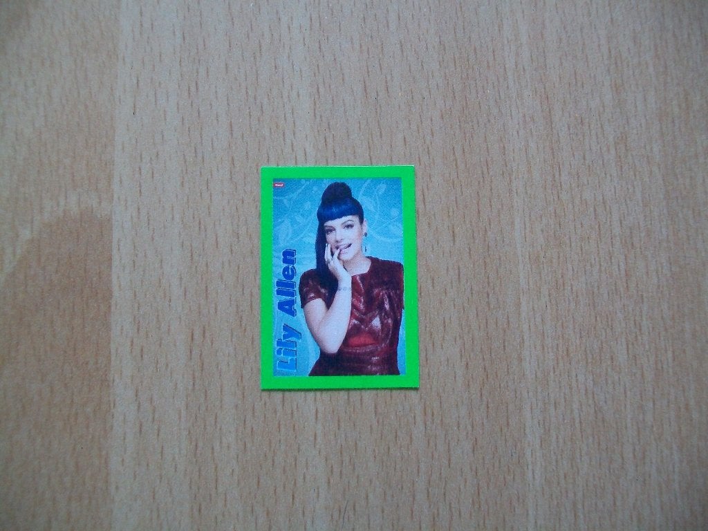 Sticker van Lily Allen, Ophalen of Verzenden, Nieuw, Overige typen