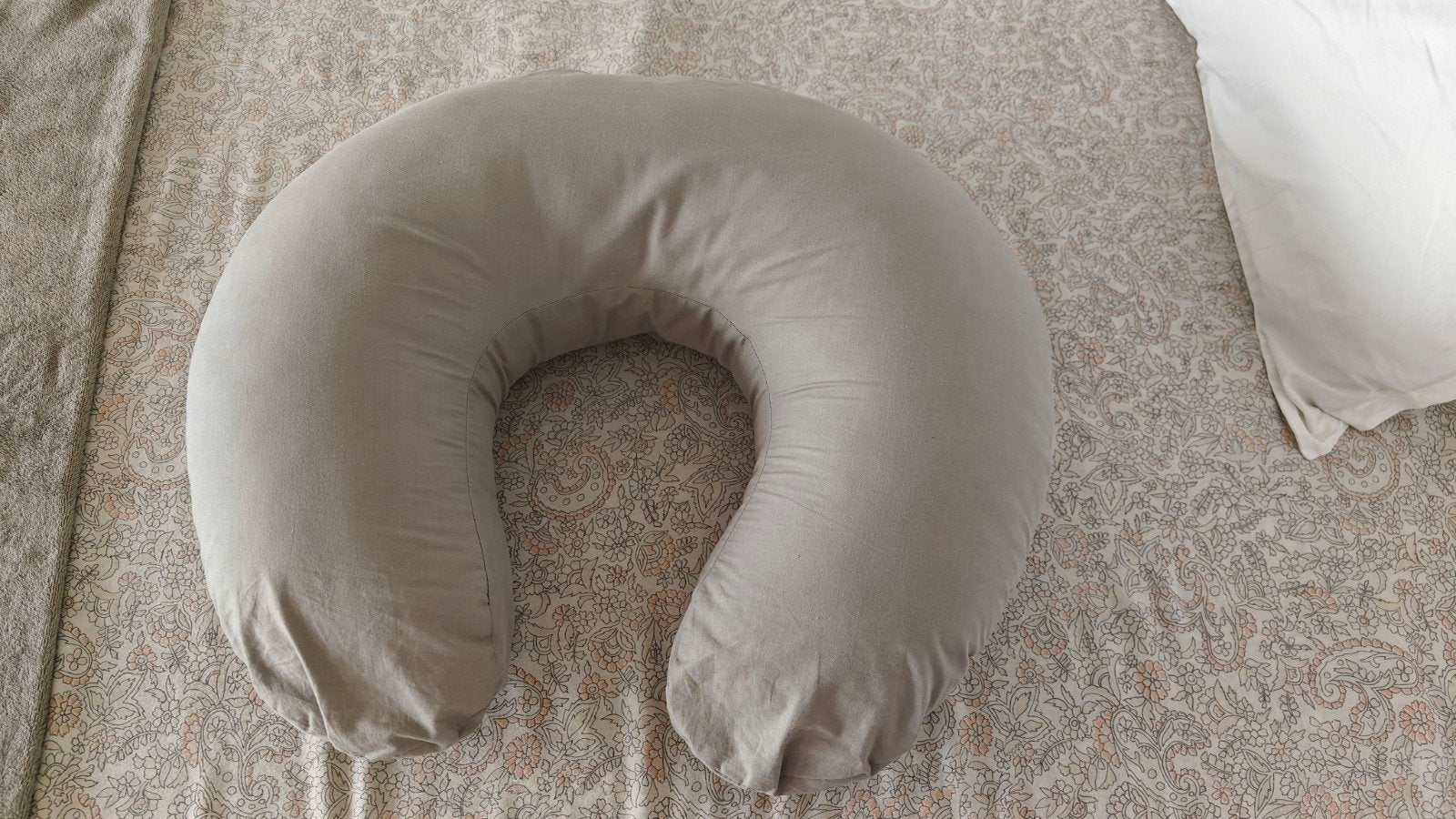 Large nursing pillow, Ophalen, Zo goed als nieuw, Kinderwagen of Buggy