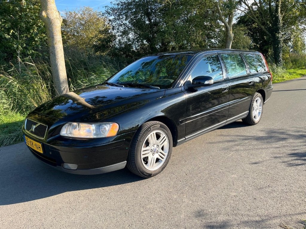 Volvo V70 2.4 140PK 2007 Zwart, Voorwielaandrijving, 1800 kg, Zwart, Leder en Stof
