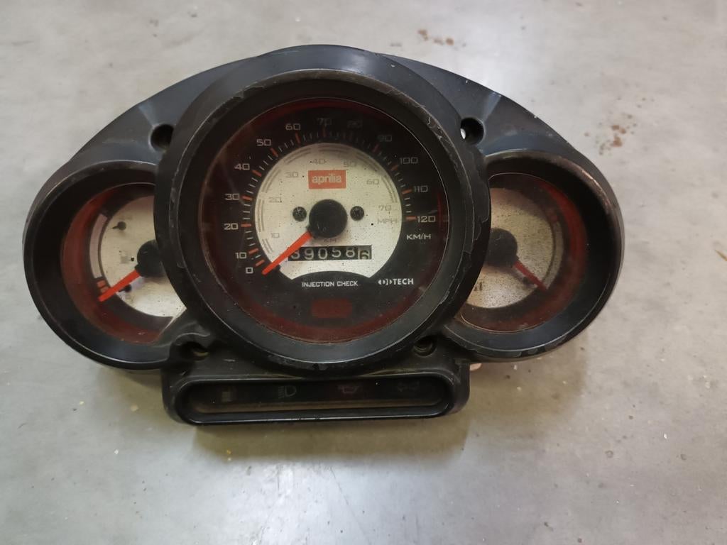 Aprilia sr50 dashboard / klok / teller, Ophalen of Verzenden, Gebruikt, Overige typen, Aprilia