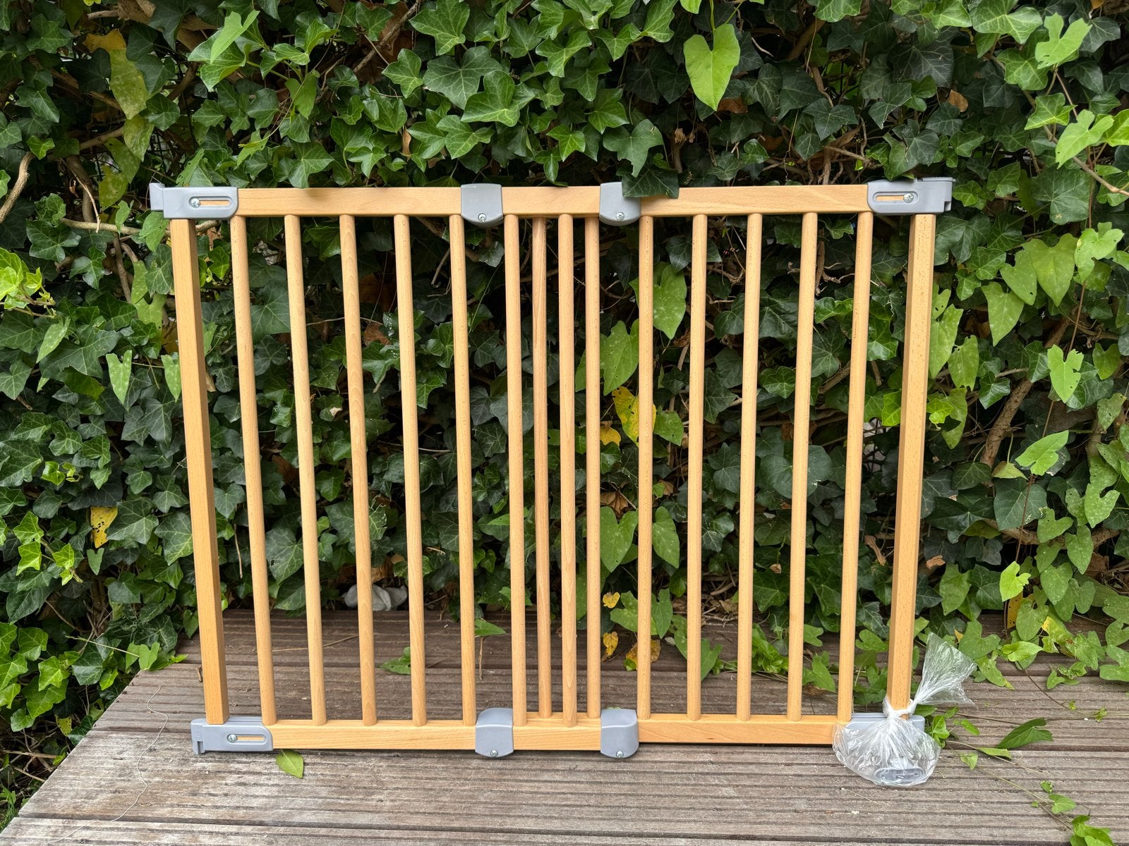 BabyDan Traphekje Flexi Gate Beuken 69 cm - 106,5 cm, Ophalen, Gebruikt, 100 tot 115 cm, Schroefhekje