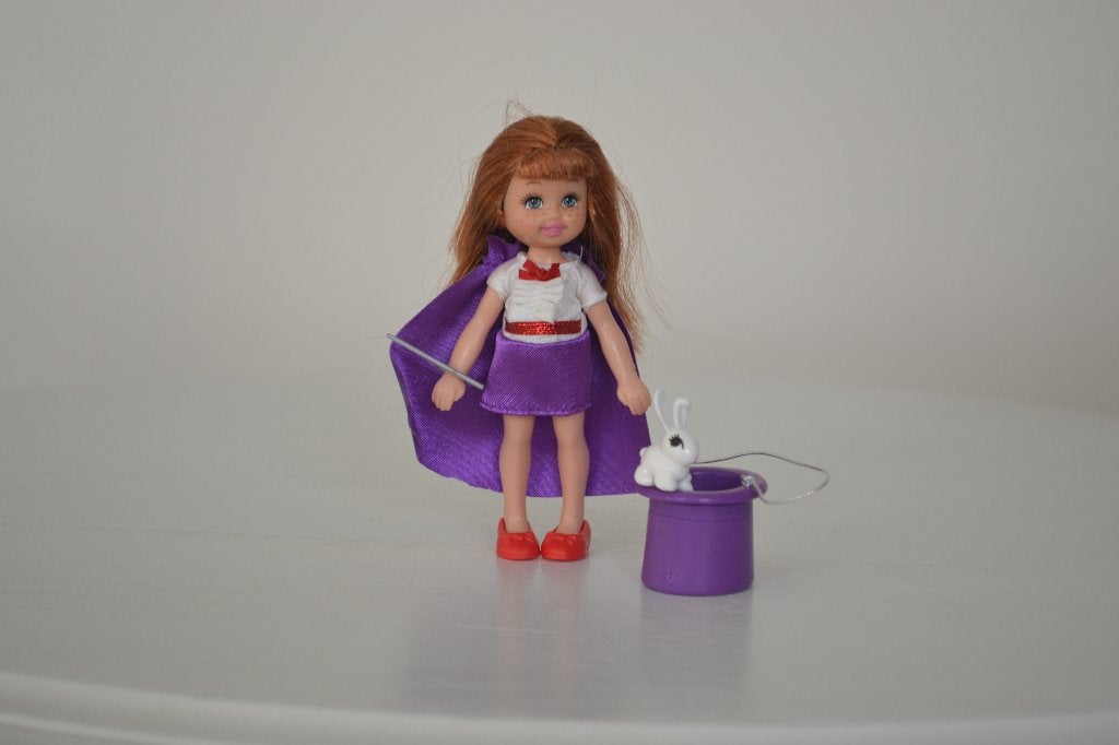 Barbie Kelly Shelly Carrière popje Goochelaar (Mattel, 2009), Ophalen of Verzenden, Nieuw, Barbie