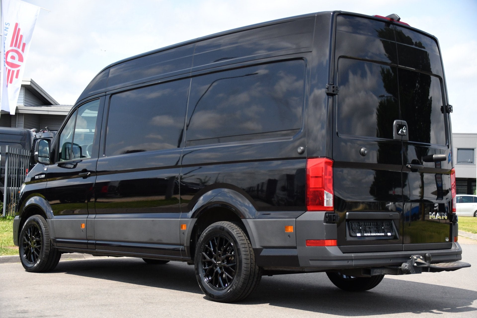MAN TGE 3.180 35 2.0 L3H3 Black Edition Adaptieve Cruise, Ca, Stof, Gebruikt, 4 cilinders, MAN