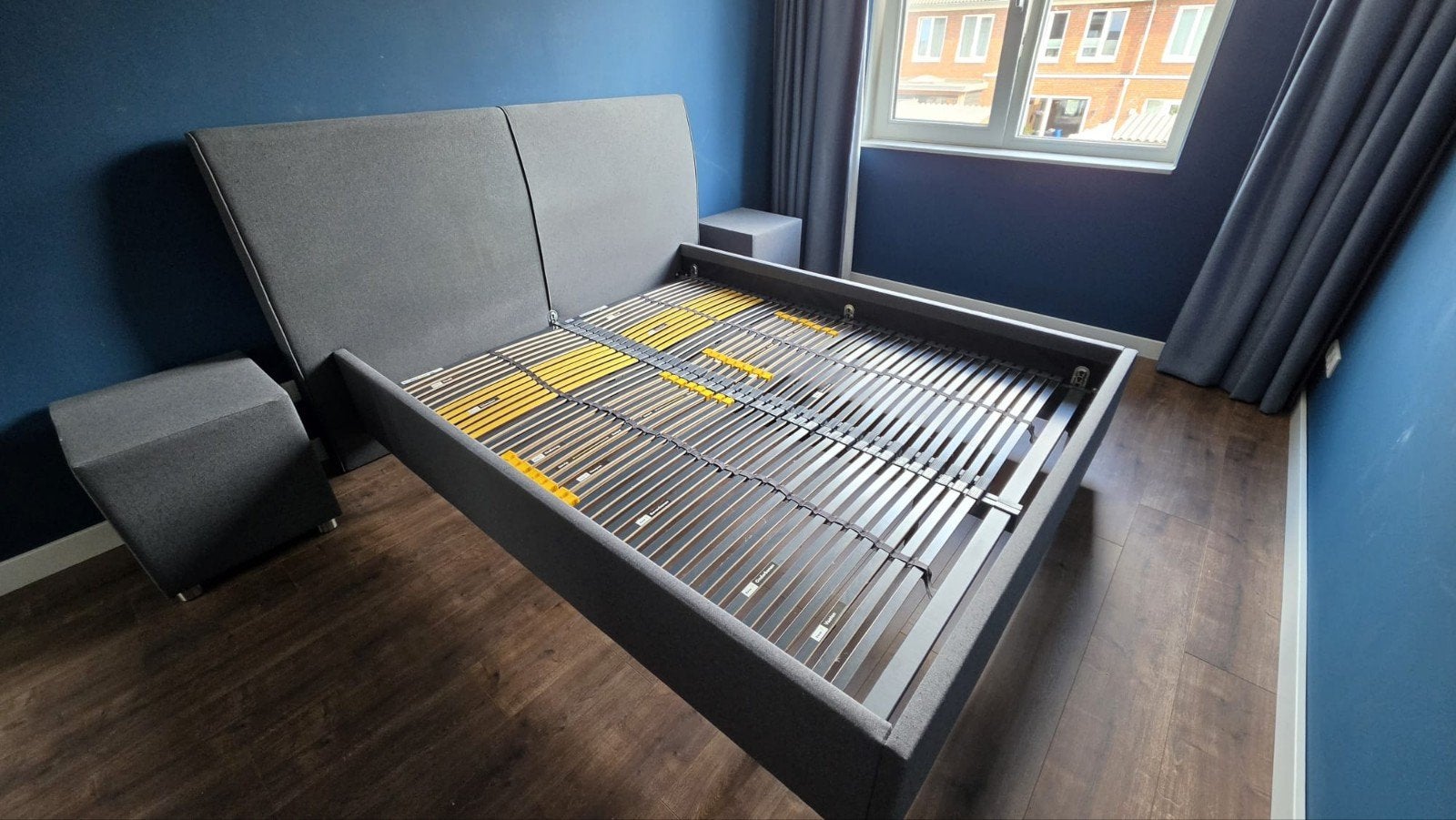 Prachtig stevig 2 pers bed 160 200 met nachtkastjes, Ophalen, Tweepersoons, Zo goed als nieuw, 160 cm