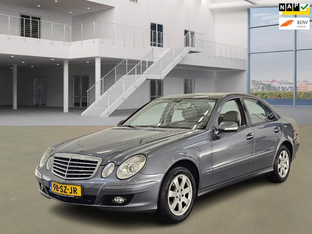 Mercedes-Benz E-klasse 280 Classic, Auto's, Automaat, Achterwielaandrijving, Gebruikt, Bedrijf