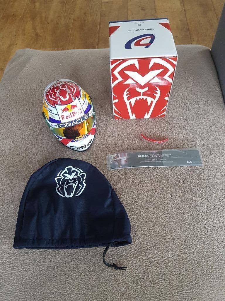 Verstappen 1:2 helm GP van Nederland 2022, Verzamelen, Ophalen of Verzenden, Nieuw, Formule 1