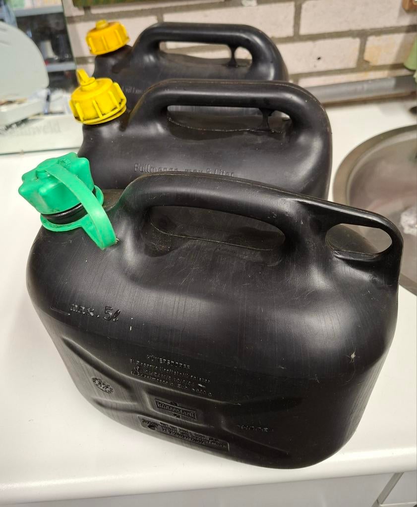 3x Lege 5 Liter Jerrycans - Brandstofreservoirs, Ophalen, Gebruikt